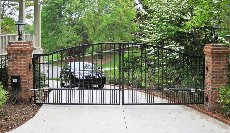 Star Gate Garage: Your Premier Choice for Electric Gate Repair & Installation in Florida